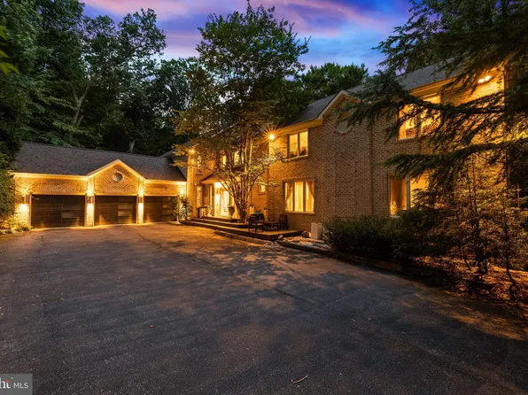 12 Shaded Glen Ct, Owings Mills, MD 21117