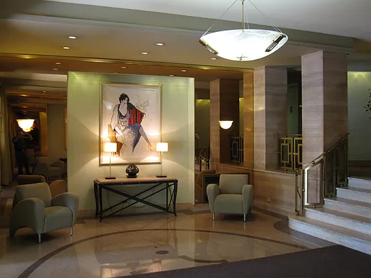 Sold by Atlantic Management Co Inc | media 17