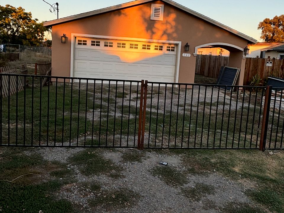 1st image of 240 S Los Angeles Ave