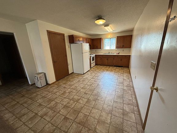 2nd image of 511 6th St NE #5111