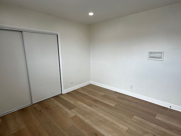 5th image of 1715 W 80th St APT 2