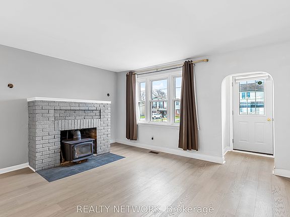 4th image of 76 Johnston St