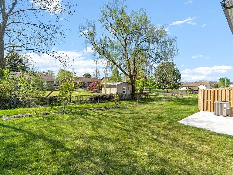 224 Drayton Dr #H — Photo 29