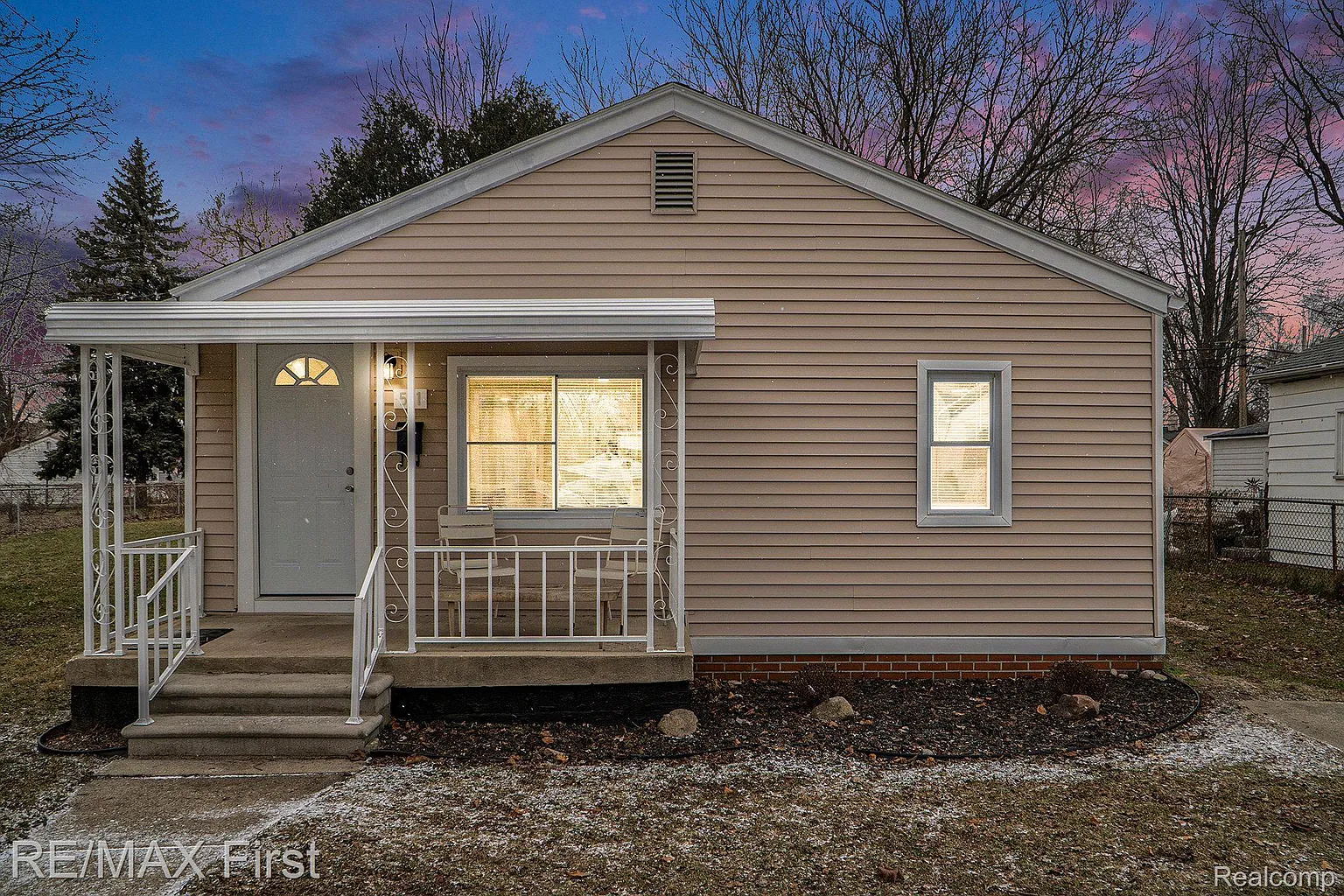 511 E Annabelle Ave photo 1