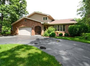 24427 S Timberline Trl, Crete, IL 60417