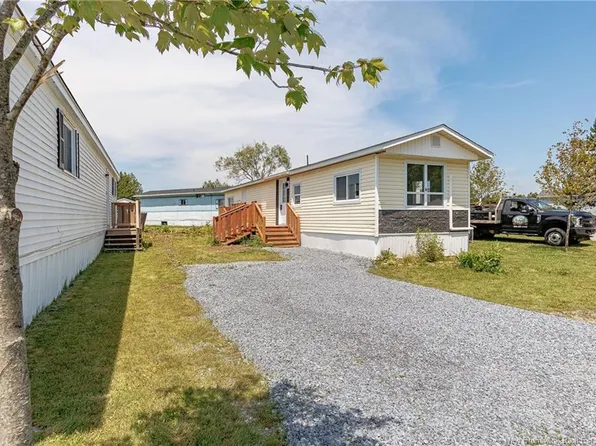 19 Gull St, Saint John, NB E2J 2R7