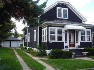107 Central Ave APT 2, Rockdale, IL