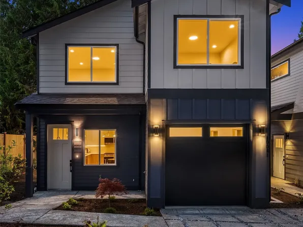 10041 38th Avenue NE, Seattle, WA 98125