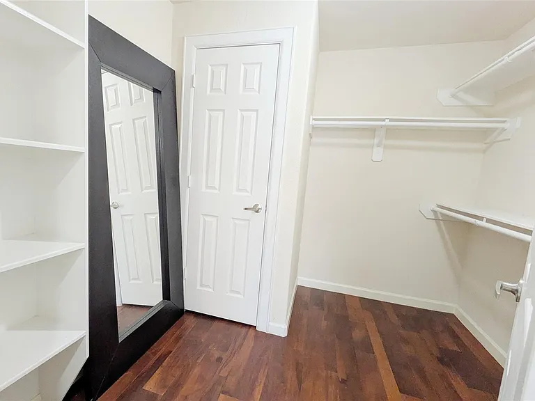 6611 W Sam Houston Pkwy S #2G — Photo 10