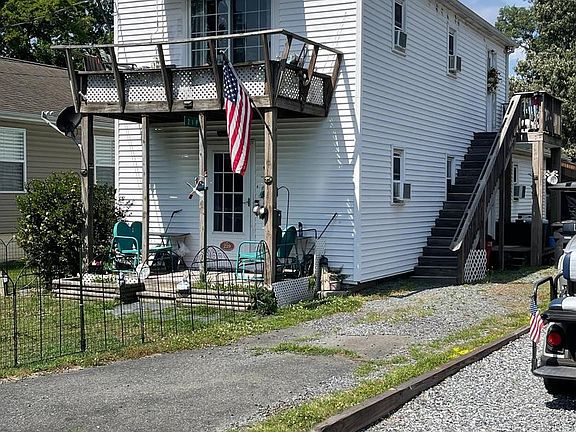 2nd image of 219 Lossing Ave