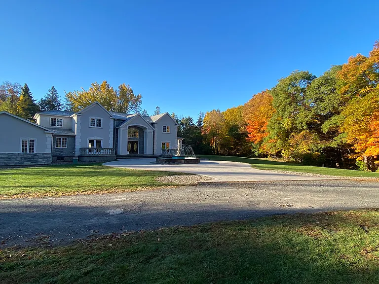 2820 Balltown Rd — Photo 2
