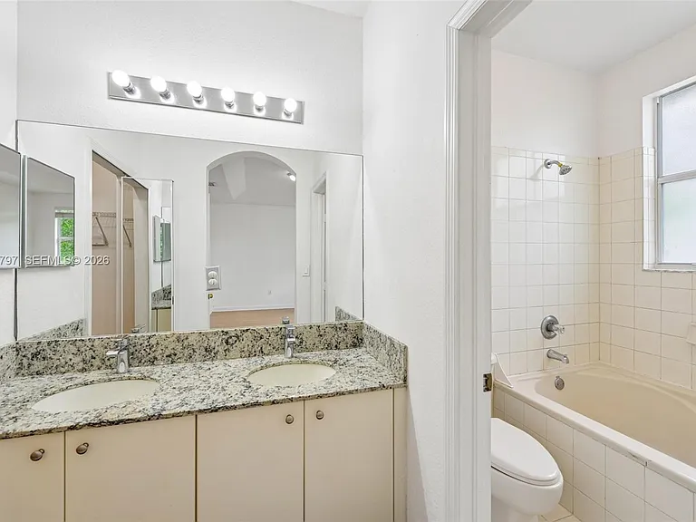 8188 NW 108th Pl #- — Photo 21