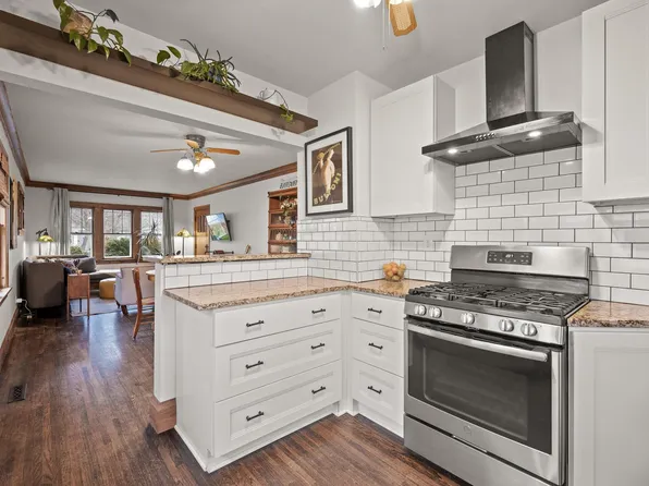 4042 Sheridan Ave N, Minneapolis, MN 55412