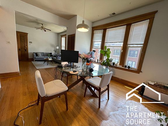 2nd image of 2807 N Francisco Ave #2
