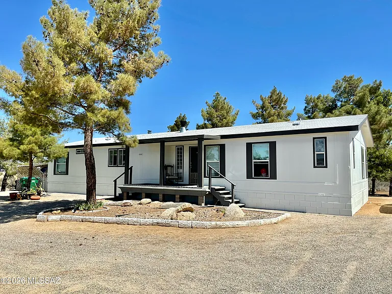 1040 W Barbara Pl — Photo 14