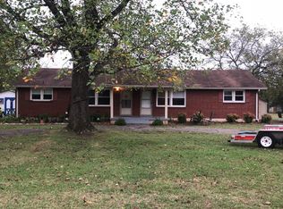 126 Taylor Dr, La Vergne, TN 37086