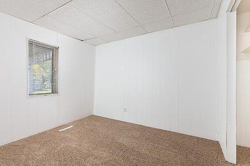 3rd image of 3893 Oakes St SW