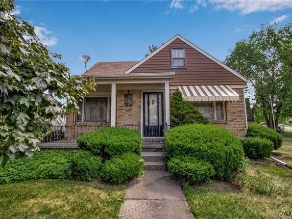 140 Farmingdale Rd, Cheektowaga, NY 14225