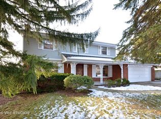 3025 Peachgate Ln, Glenview, IL