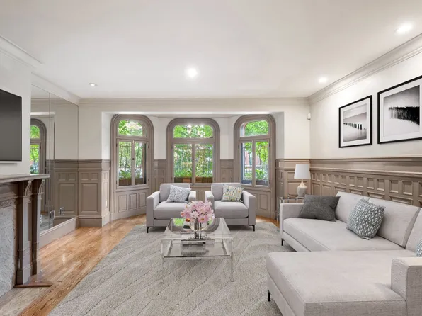 171 Marlborough St APT 1, Boston, MA 02116