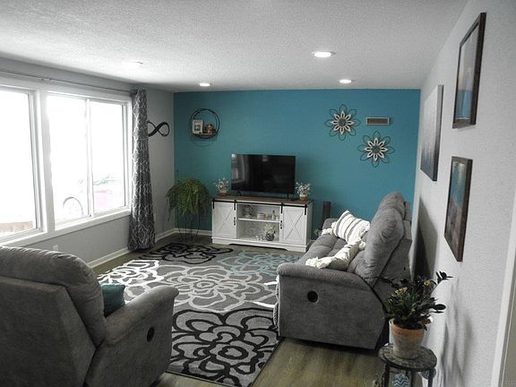 5th image of 103 State St