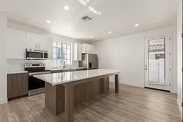 7621 E University Dr #108 — Photo 2