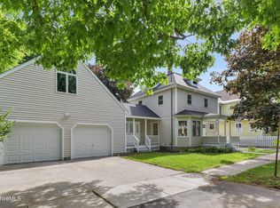 99 Lyman St, Pittsfield, MA 01201