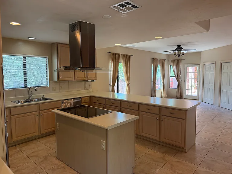 1341 E Rams Hill Dr — Photo 10