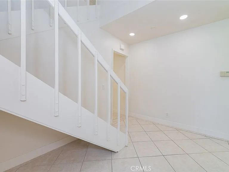 15 Butler St — Photo 23