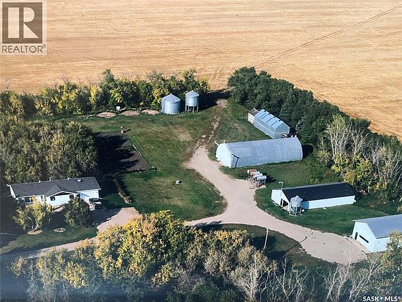 3rd image of Hoodoo Acreage Hoodoo #401
