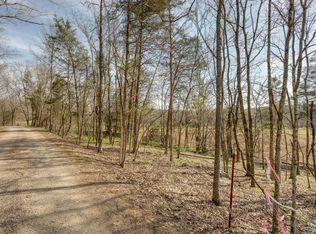1 Clyde Foster Rd, Culleoka, TN 38451