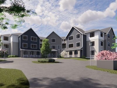 16 Stearns Rd #202, Wellesley, MA, 02482