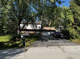 S83W27690 Beaver Trl, Mukwonago, WI 53149