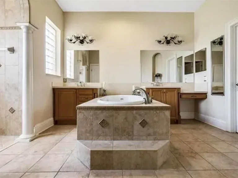 2120 Bunker View Ct — Photo 37