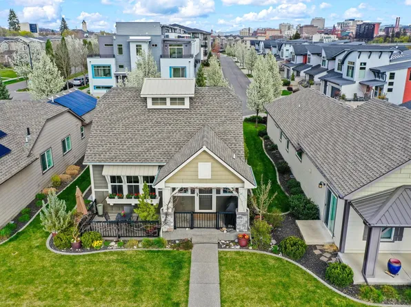 2027 W Centennial Way, Spokane, WA 99201