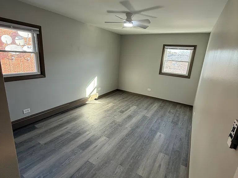 4515 Grove Ave #3 — Photo 2