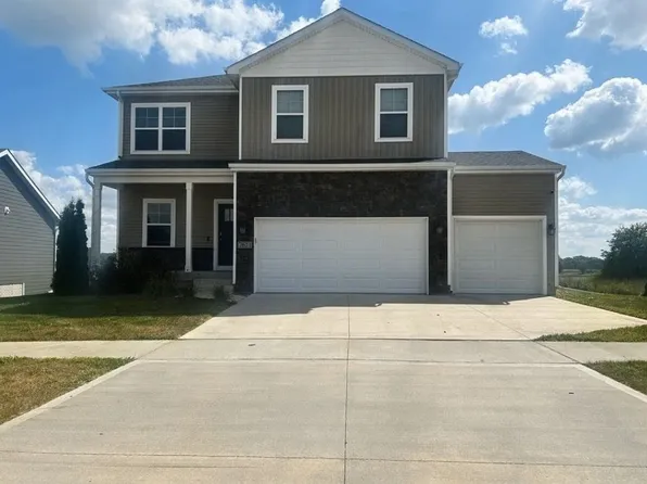 7621 NW 94th Ct, Johnston, IA 50131