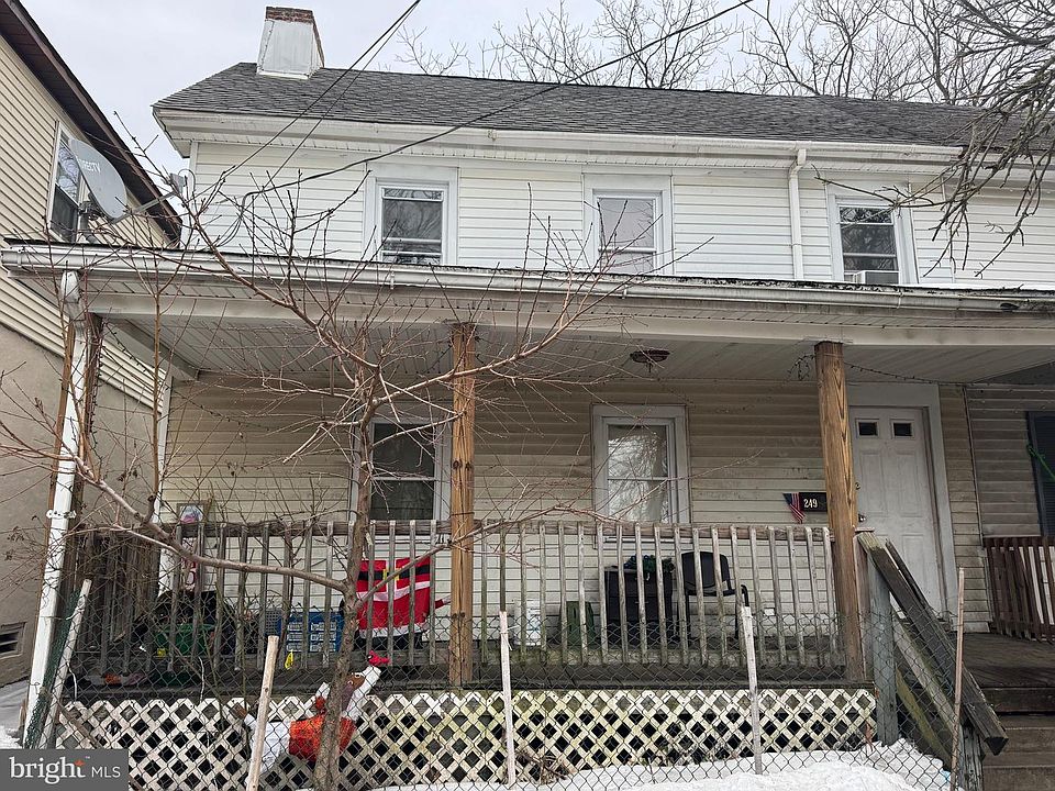 2nd image of 249 N Laurel St