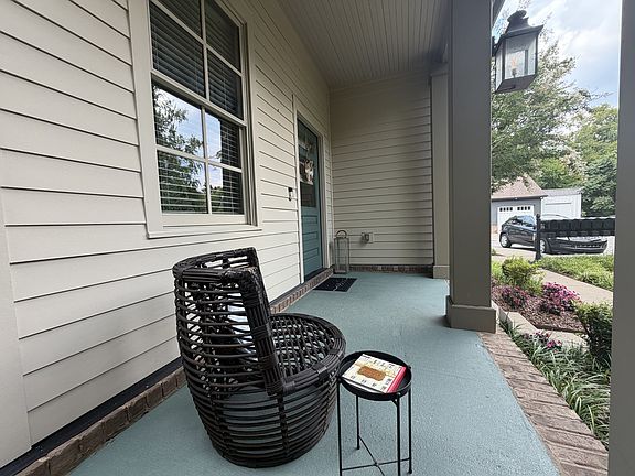 4th image of 101 Cottage Ln