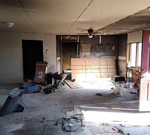 5th image of 527 Canaan Road