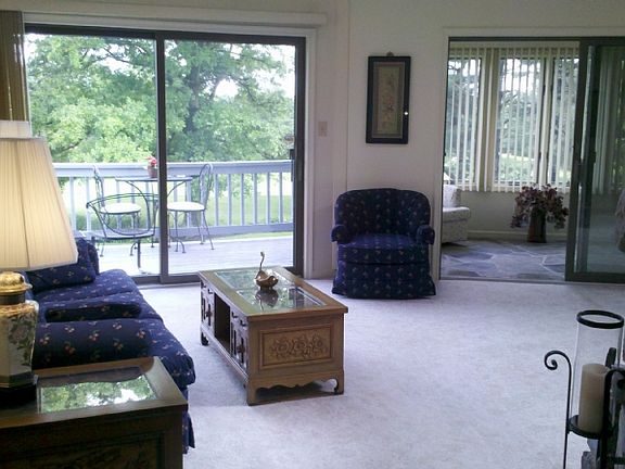 3rd image of 6007 Oakmont Cir
