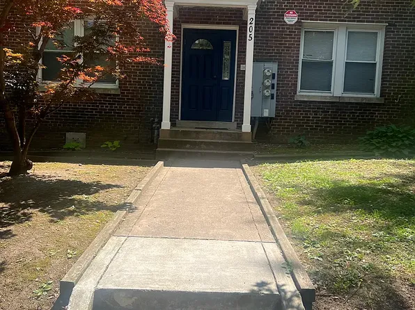 205 Adams St NE #3, Washington, DC 20002