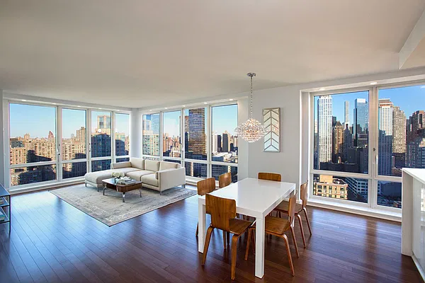 Sold by BLU Real Estate | media 3