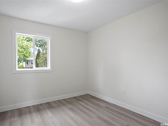 3rd image of 2315 Francis STREET