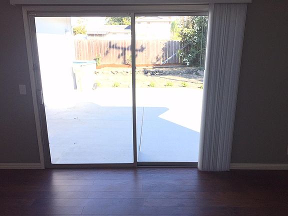 2nd image of 5902 Chesbro Ave