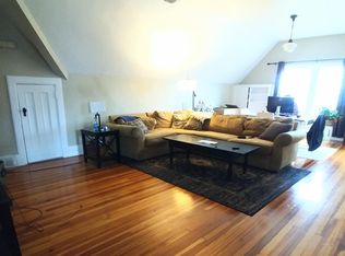 282 Barrington St APT 3, Rochester, NY 14607