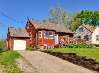 1334 Merle Hay Rd, Des Moines, IA 50311