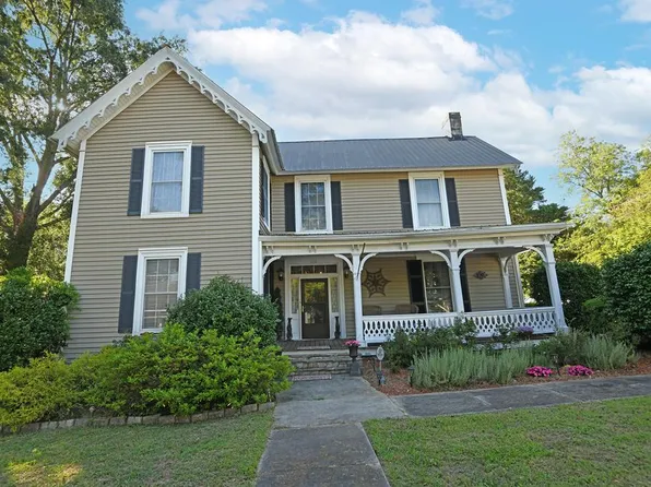 206 W Pinckney St, Abbeville, SC 29620