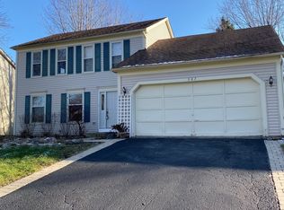 507 Essex Rd, Fox River Grove, IL 60021