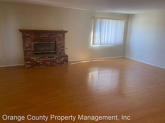 2nd image of 8524 Ramona St